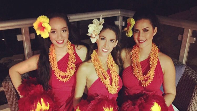 hula dancers group