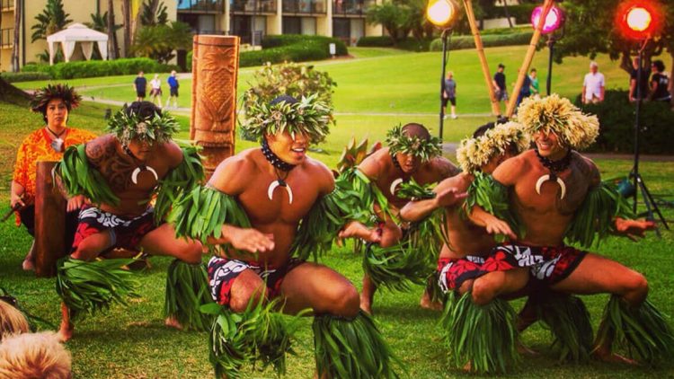 malehawaiiandancers